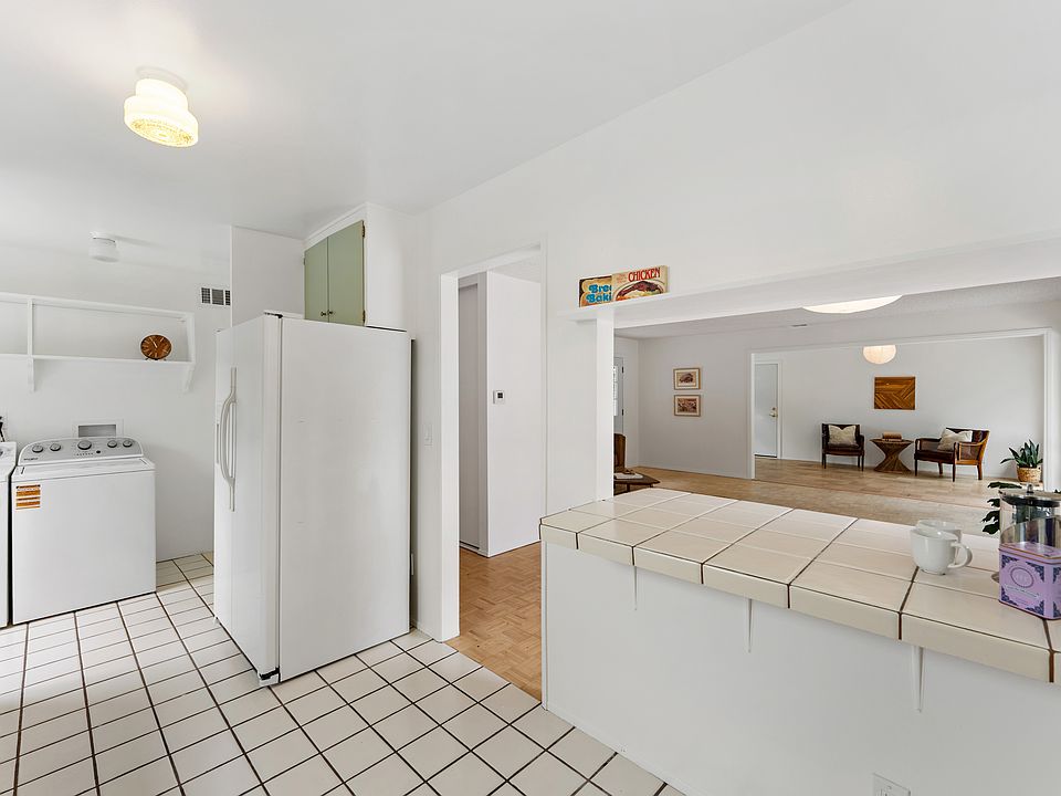 1st image of 22736 Cantlay St