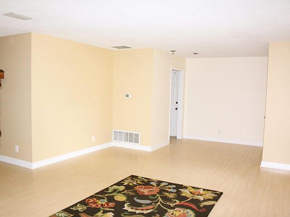 5th image of 3945 Octave Dr