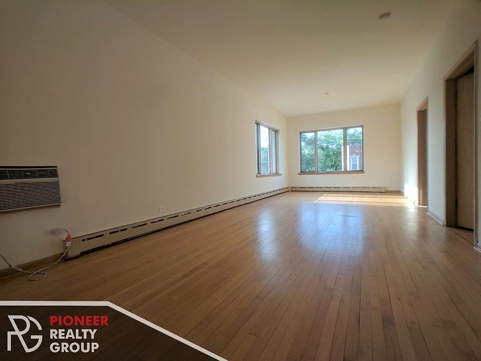1st image of 3651 W Fullerton Ave #36513