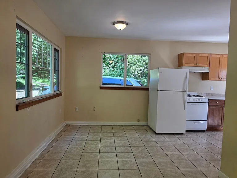 10367 NE Shore Dr — Photo 3