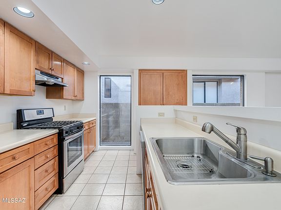 4th image of 117 S Shadow Creek Pl