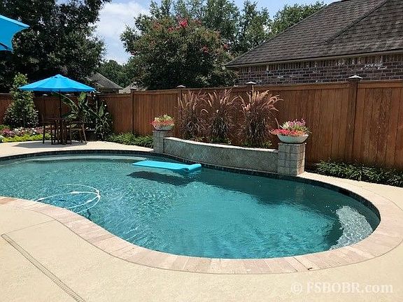 3rd image of 12426 Old Mill Dr