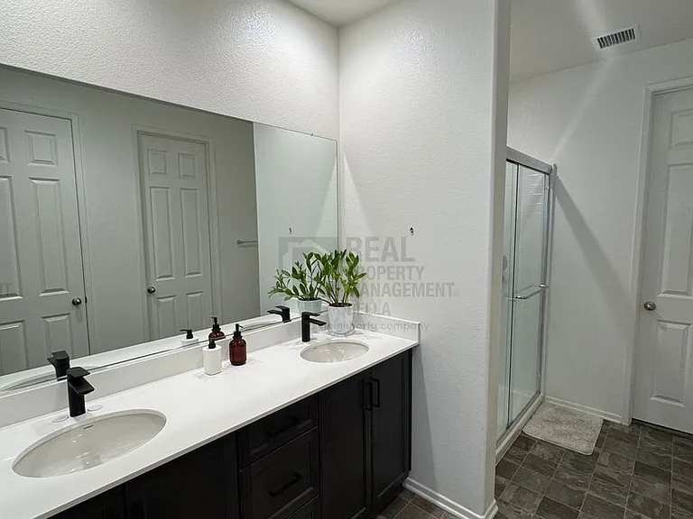 3071 Homeward St — Photo 29