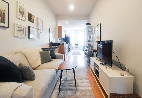 Rented by The Agency | media 3