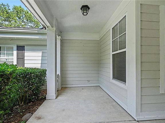 3rd image of 665 Boone Station Dr APT 6