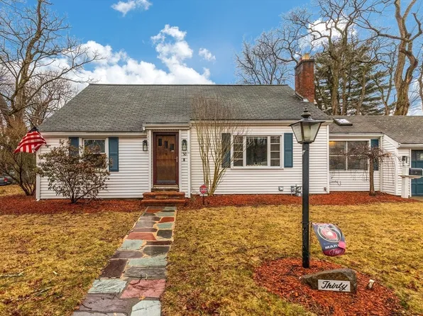 30 Ashwood Rd, Lynn, MA 01904