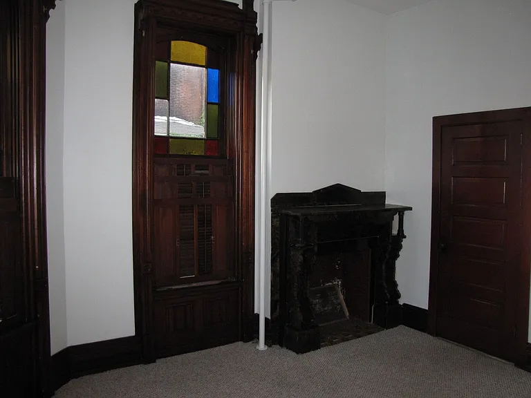 17 N Earl St — Photo 25