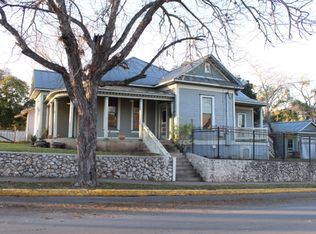 393 Comal Ave, New Braunfels, TX 78130