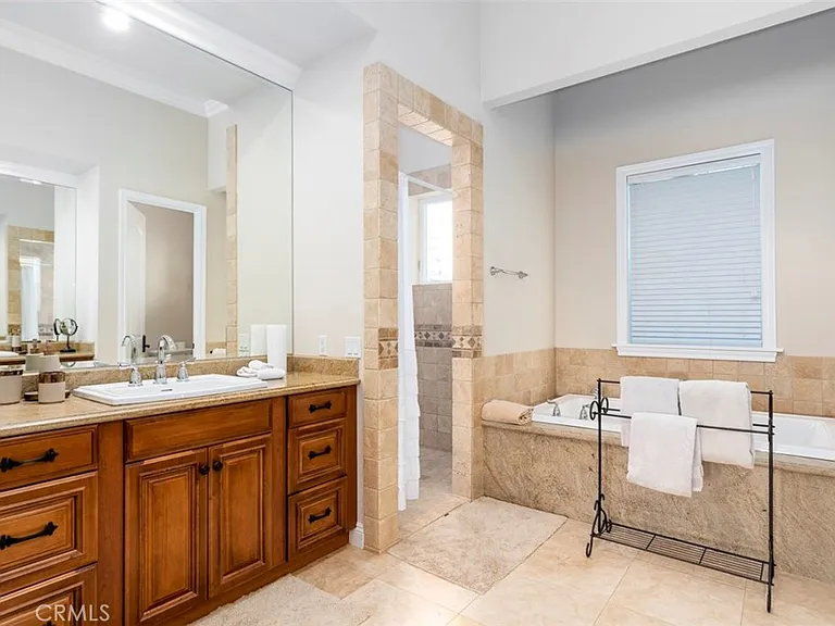 38750 Celita Cir — Photo 24