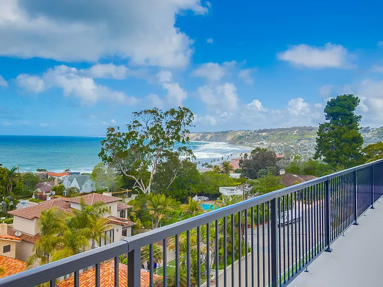 7788 Sierra Mar Dr — Photo 11