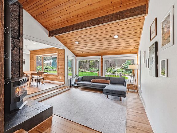 3rd image of 2175 NE Kim Ln