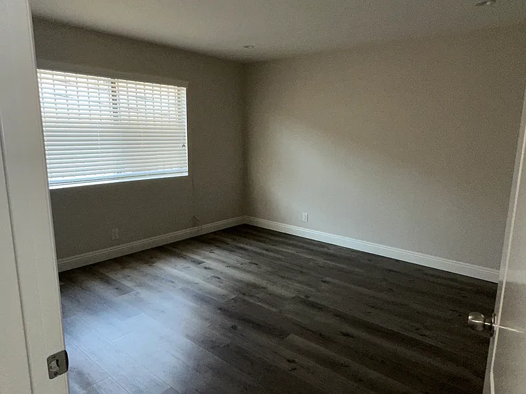 160 S Occidental Blvd #1 — Photo 8