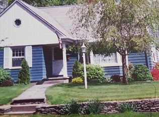 270 Essex Rd, North Kingstown, RI 02852