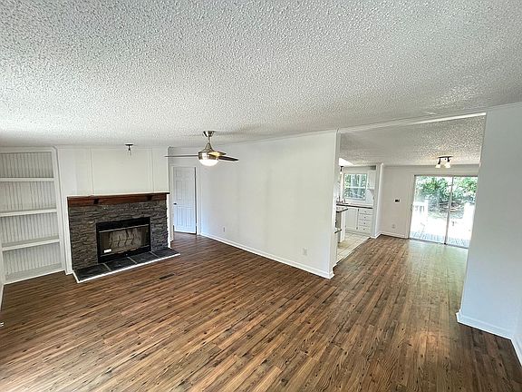 3rd image of 5514 Bridgeway Dr