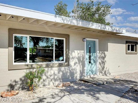 5th image of 1116 Fay Blvd