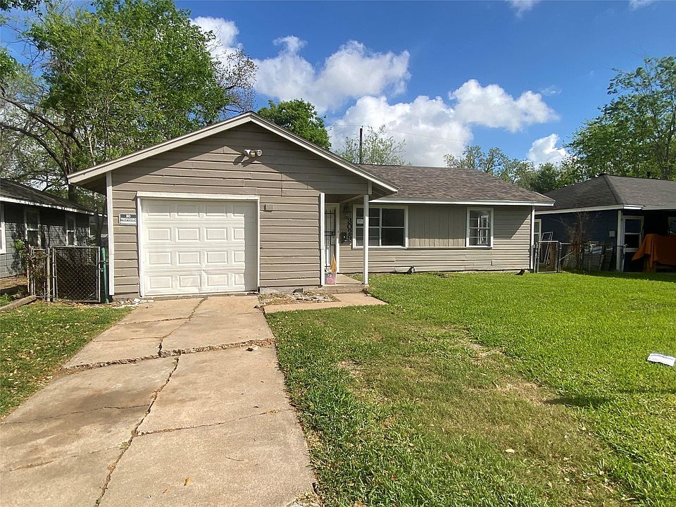 1st image of 3029 Nita St