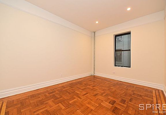 4th image of 34-20 32nd St APT 2C