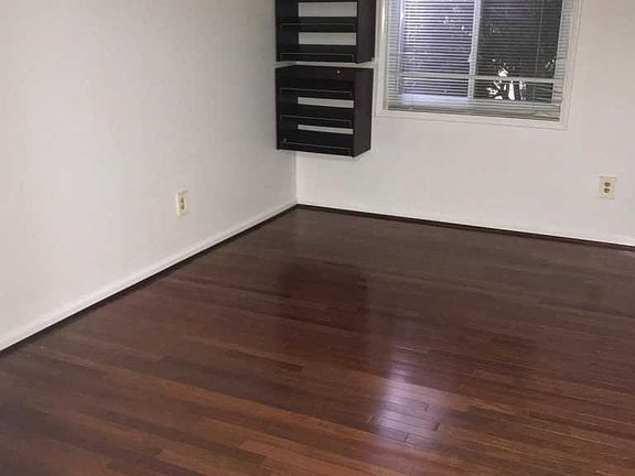 5th image of 6274A Rose Hill Ct #13