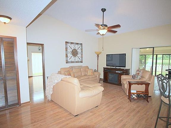 5th image of 433 Wild Fox Dr