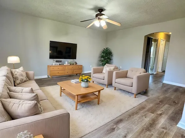 2094 E Grand Ave Unit 48, Escondido, CA 92027