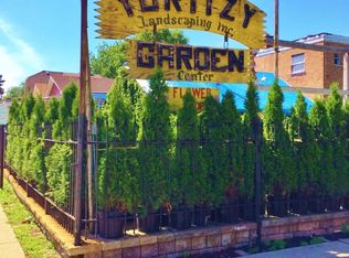 7032 Pershing Rd, Berwyn, IL 60402