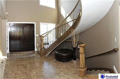 4th image of 2729 Nhws Cleaveland Blvd