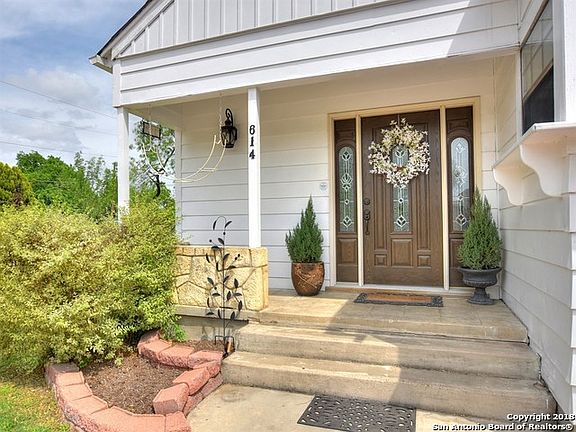 2nd image of 614 Senisa Dr