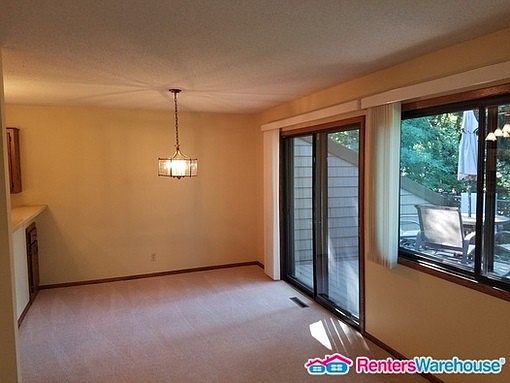4th image of 11535 Carriage Ct