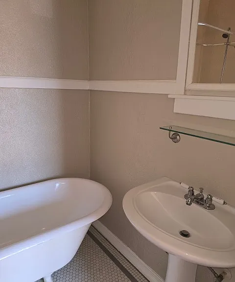 802 McGowen St #2 — Photo 6