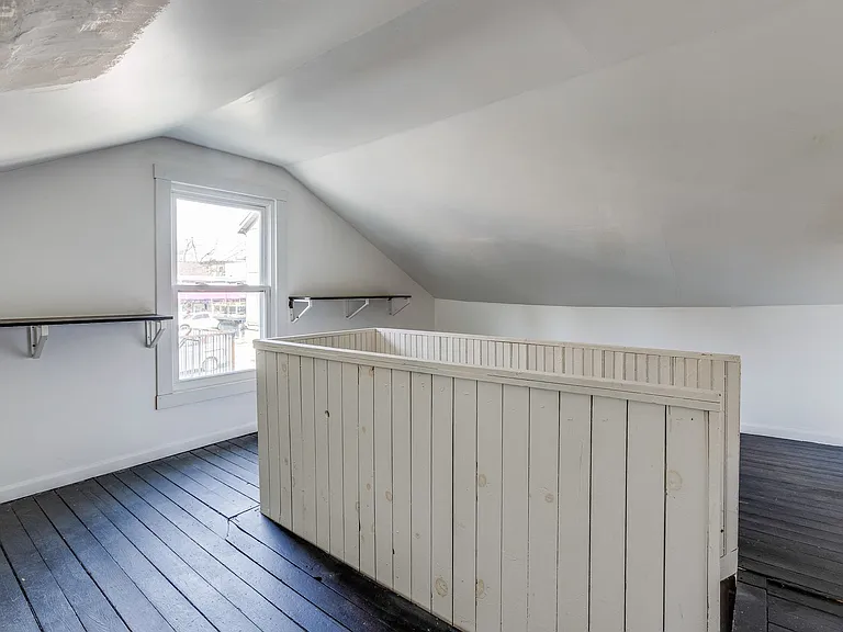 12 E Sycamore St — Photo 28