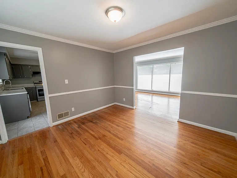 4015 Canady St — Photo 3
