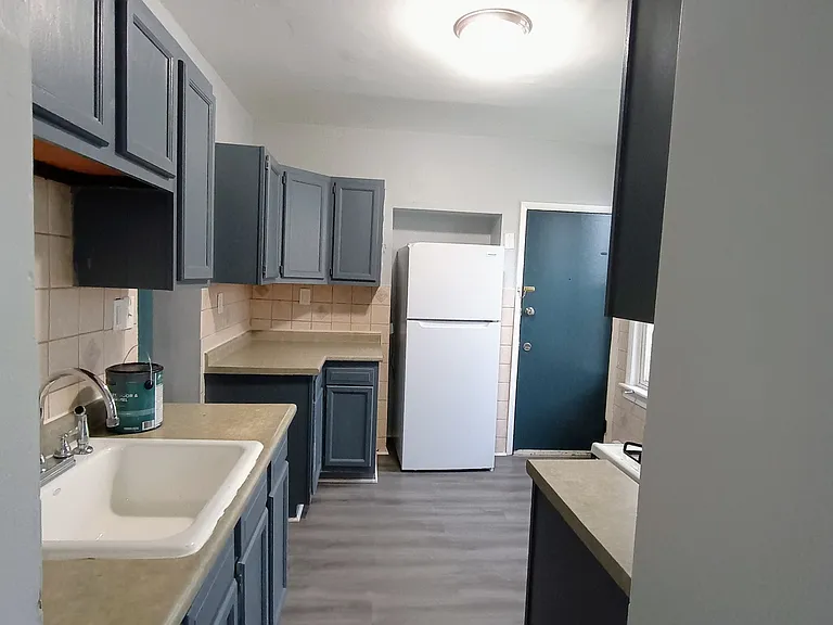 169 Johnson Ave — Photo 7