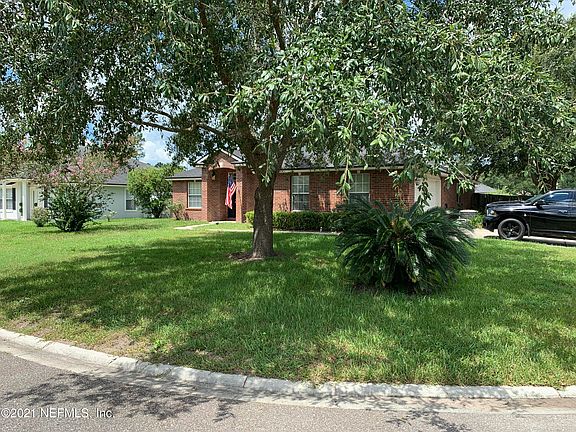 2nd image of 6636 Autumn Bluff Ln