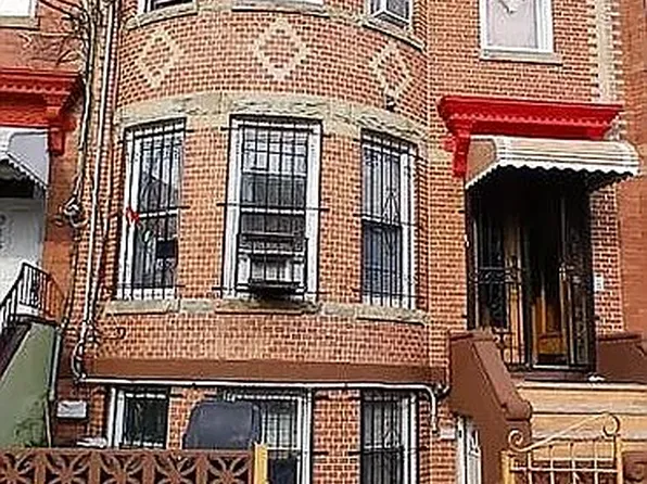 217 Hemlock St Floor 1, Brooklyn, NY 11208