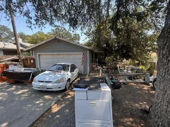 206 Sequoia Ave, Valley Springs, CA 95252