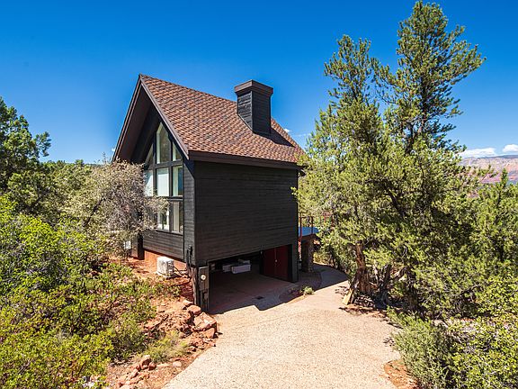 3rd image of 71 Forest Ln