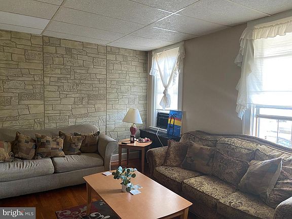 3rd image of 2533 Park Heights Ter