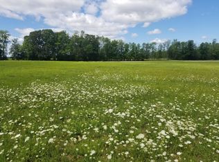 6 Quaker Rd, Grand Isle, VT 05458