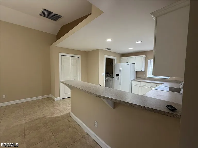 3404 NE 9th Ave — Photo 14
