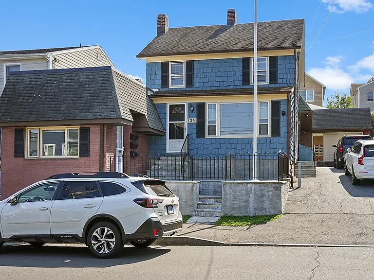 129 N Water St #B — Photo 1