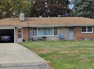 6189 Meadowview Ave, Kalamazoo, MI 49048