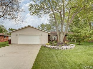 2560 Dutch Hollow Rd, Lima, OH 45807