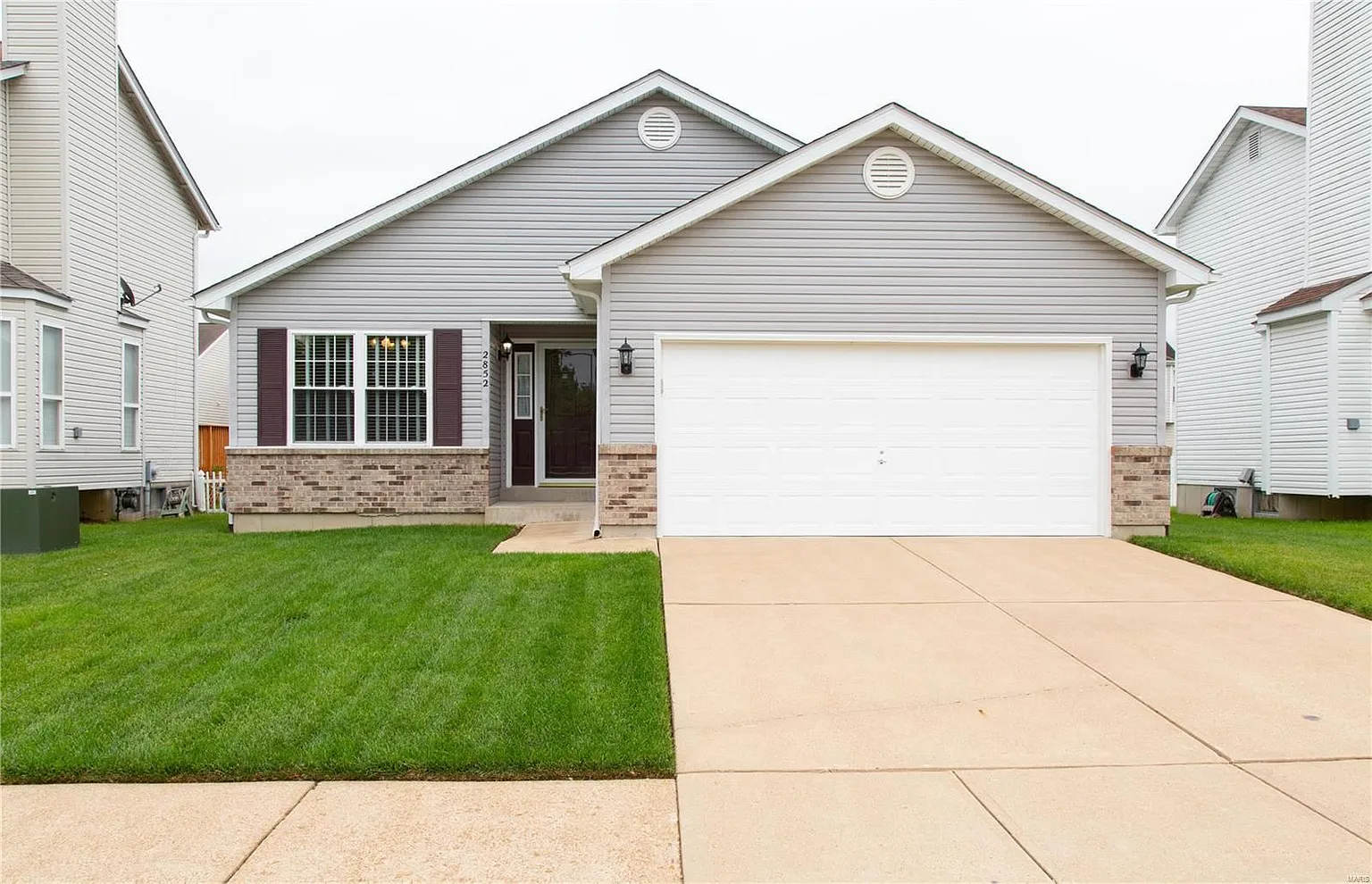 2852 Dolfield Dr photo 1
