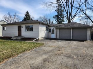 35303 School St, Westland, MI 48185