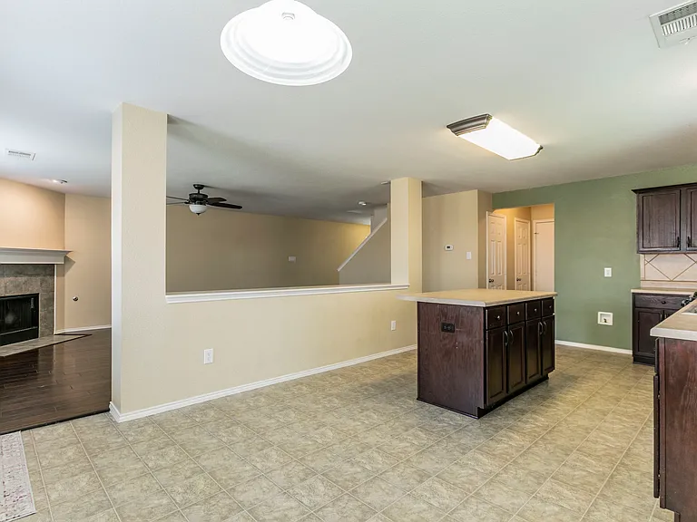 10640 Colfax Dr — Photo 9