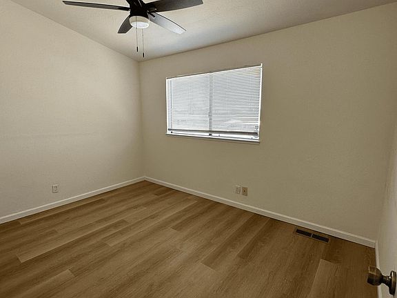 2nd image of 59 Madrid Ln