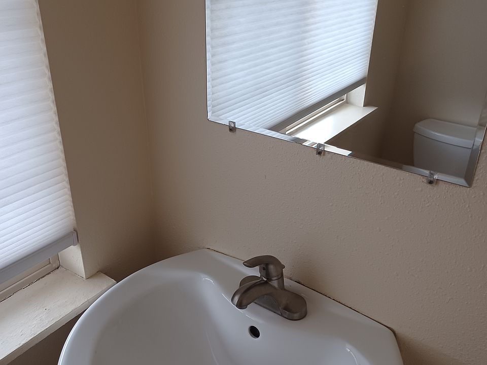 2nd image of 522 Atwood St