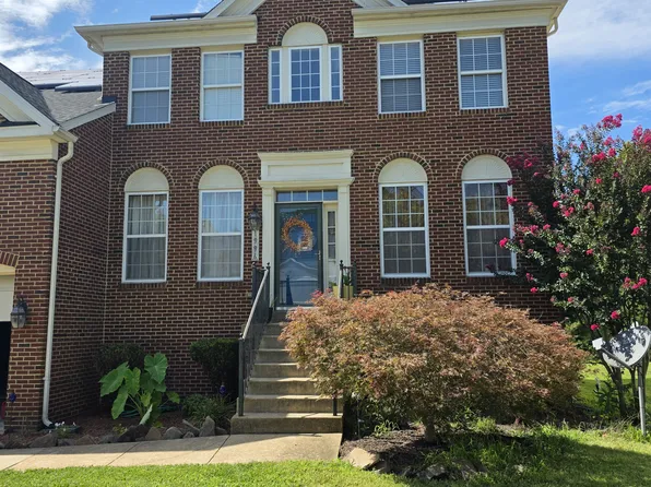 1996 Yorkshire Ln #2, Waldorf, MD 20603