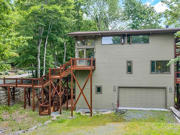 3rd image of 140 Lower Grouse Ridge Road