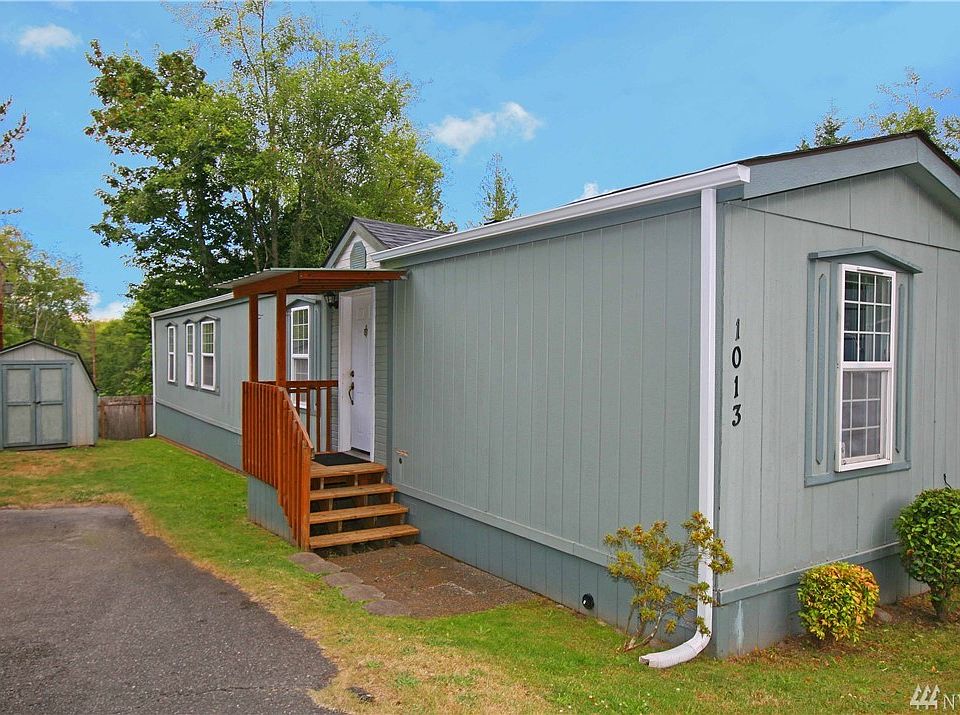 1st image of 1013 Mahogany Ln NW #2